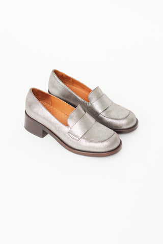 Chie Mihara Silver Textured Leather Heeled Loafer