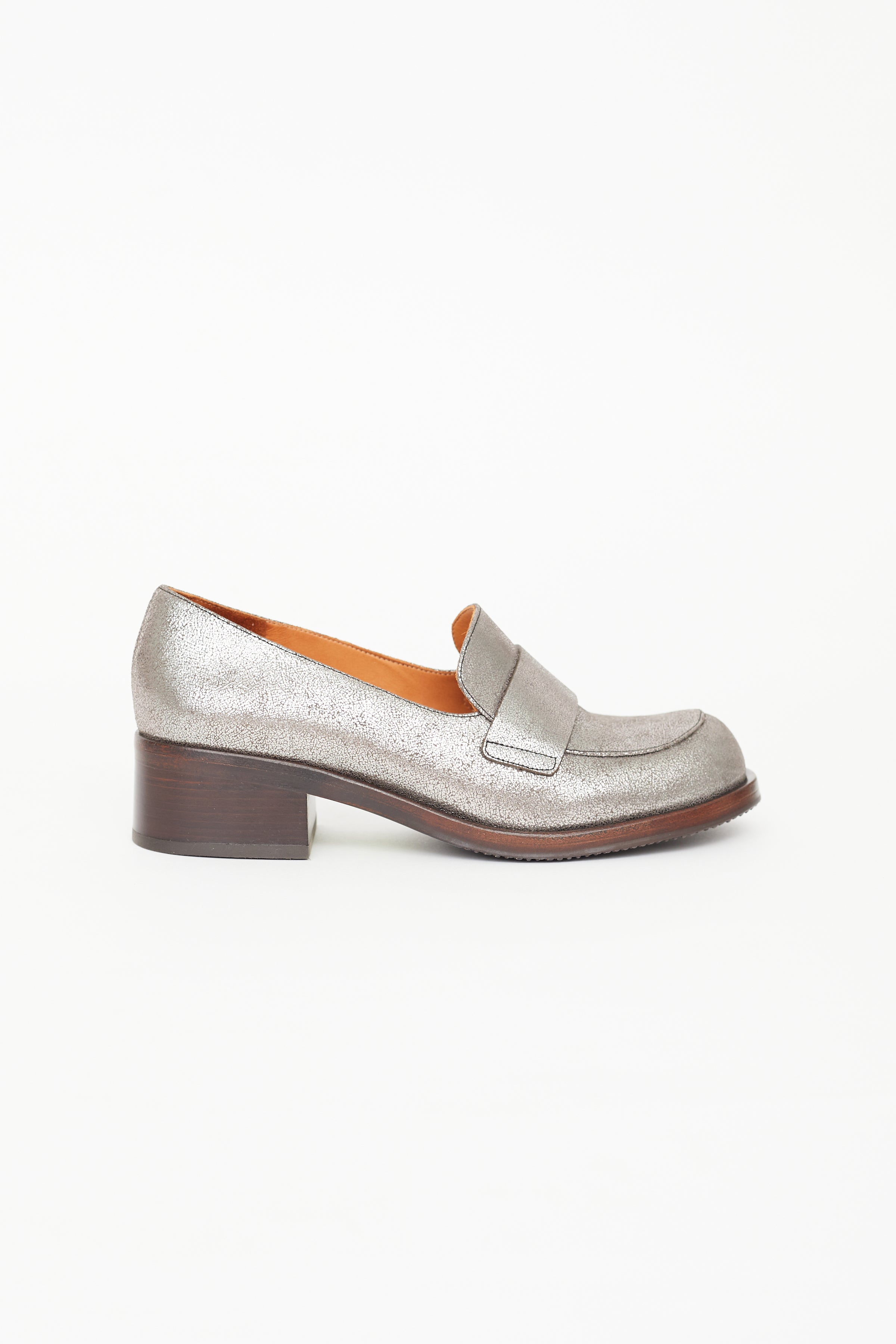 Chie Mihara // Silver Textured Leather Heeled Loafer – VSP Consignment