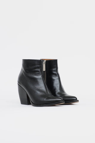 Chloé Pointed Toe Booties