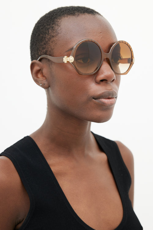 Chloé Brown CE745S Oversized Structured Sunglasses