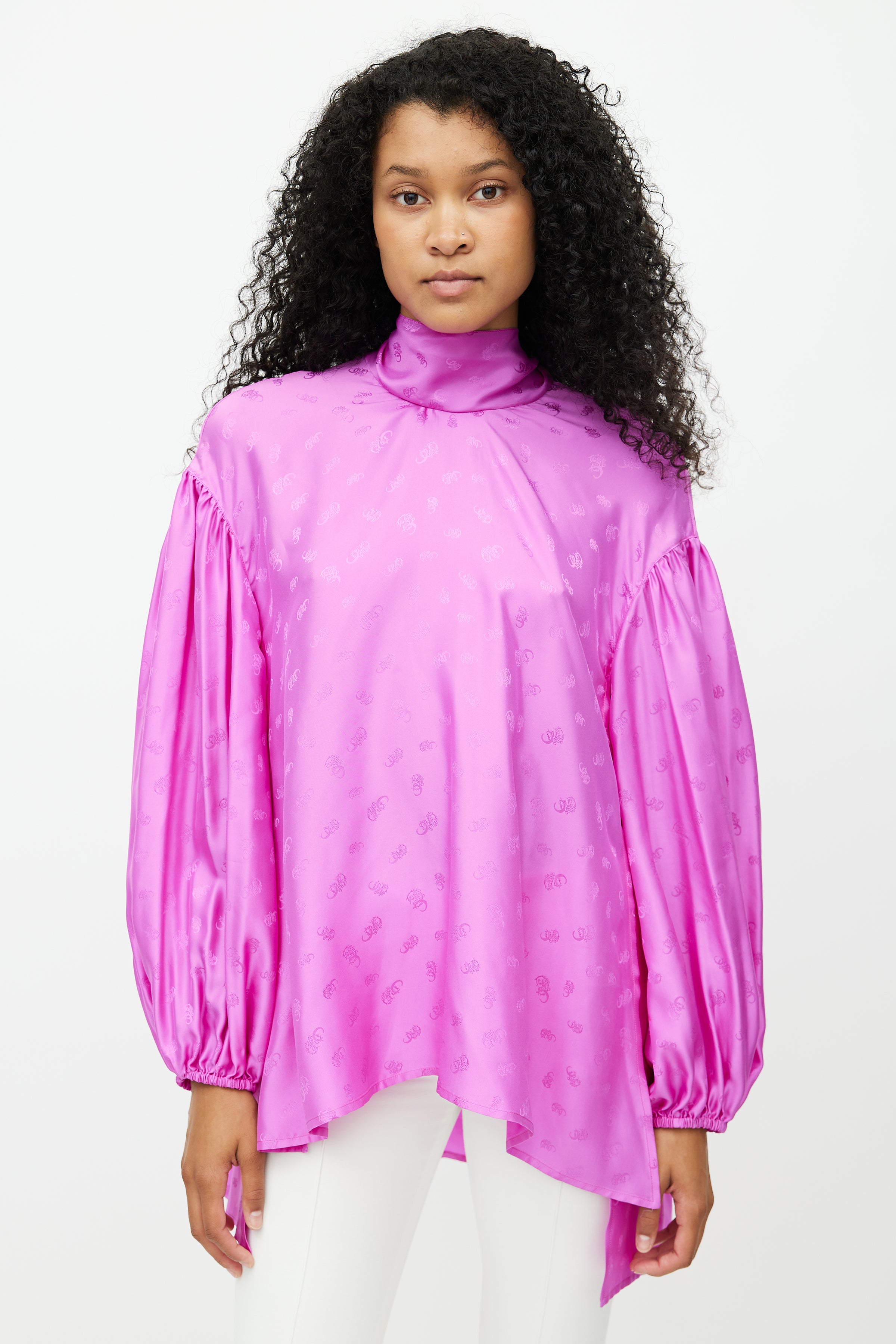 Chloé // Pink Silk Monogram Scarf Shirt – VSP Consignment