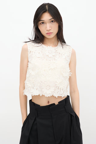 Costarellos White Flower Appliqué Sleeveless Top