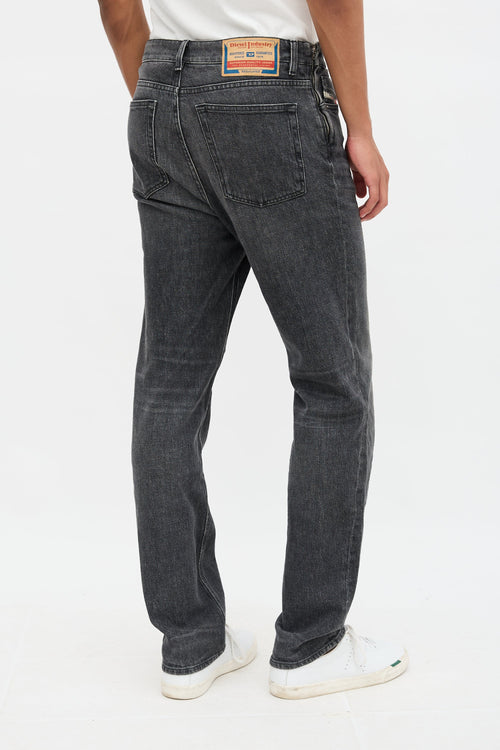 Diesel D-Rekiv 0ckah Logo Buckle Jeans