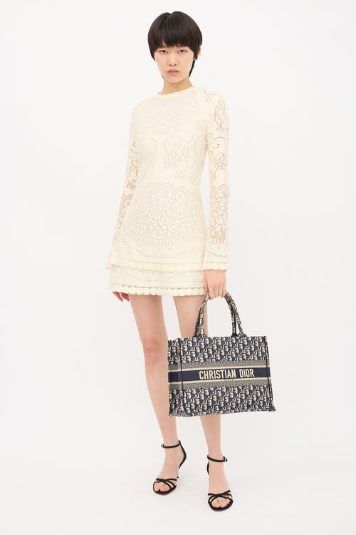 Dior 2022 Oblique Medium Book Tote Bag