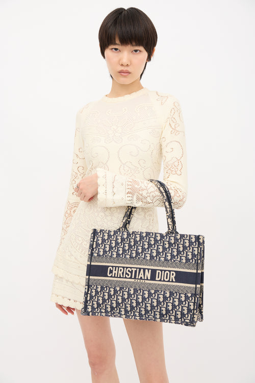 Dior 2022 Oblique Medium Book Tote Bag