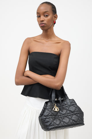 Dior 2023 Macrocannage Leather Toujours Medium Bag