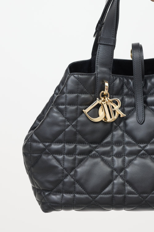 Dior 2023 Macrocannage Leather Toujours Medium Bag