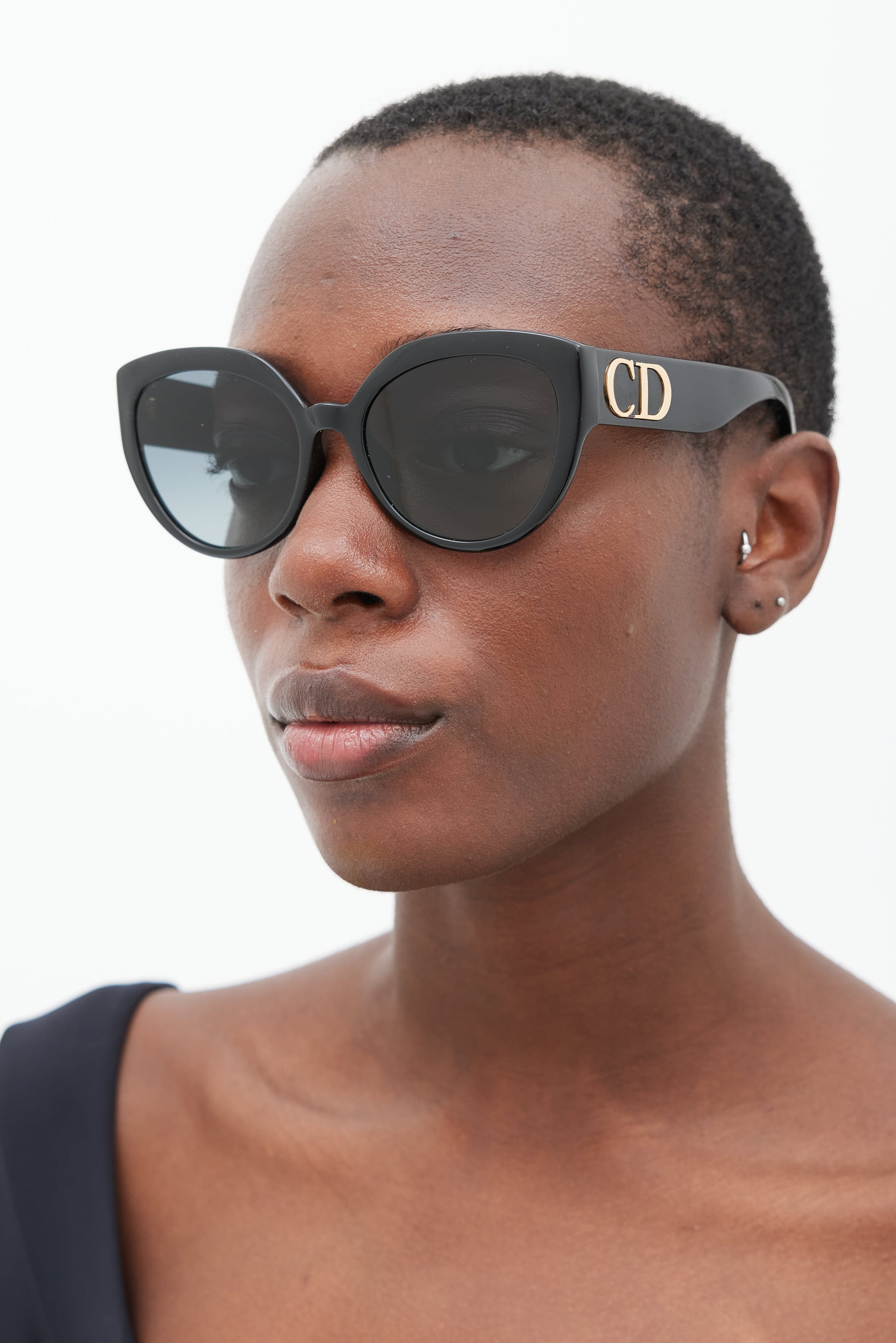 dior goggle sunglasses Dior // Black Cat Eye 8071 Sunglasses – VSP Consignment