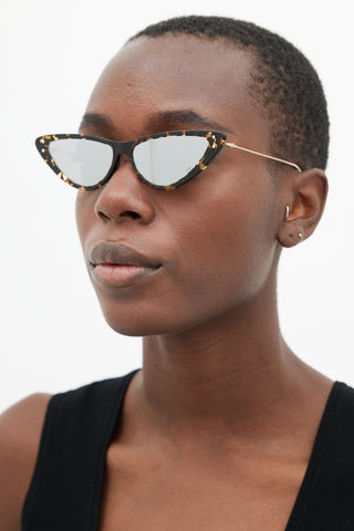 Dior Brown & Gold MissDior B4U Tapered Sunglasses