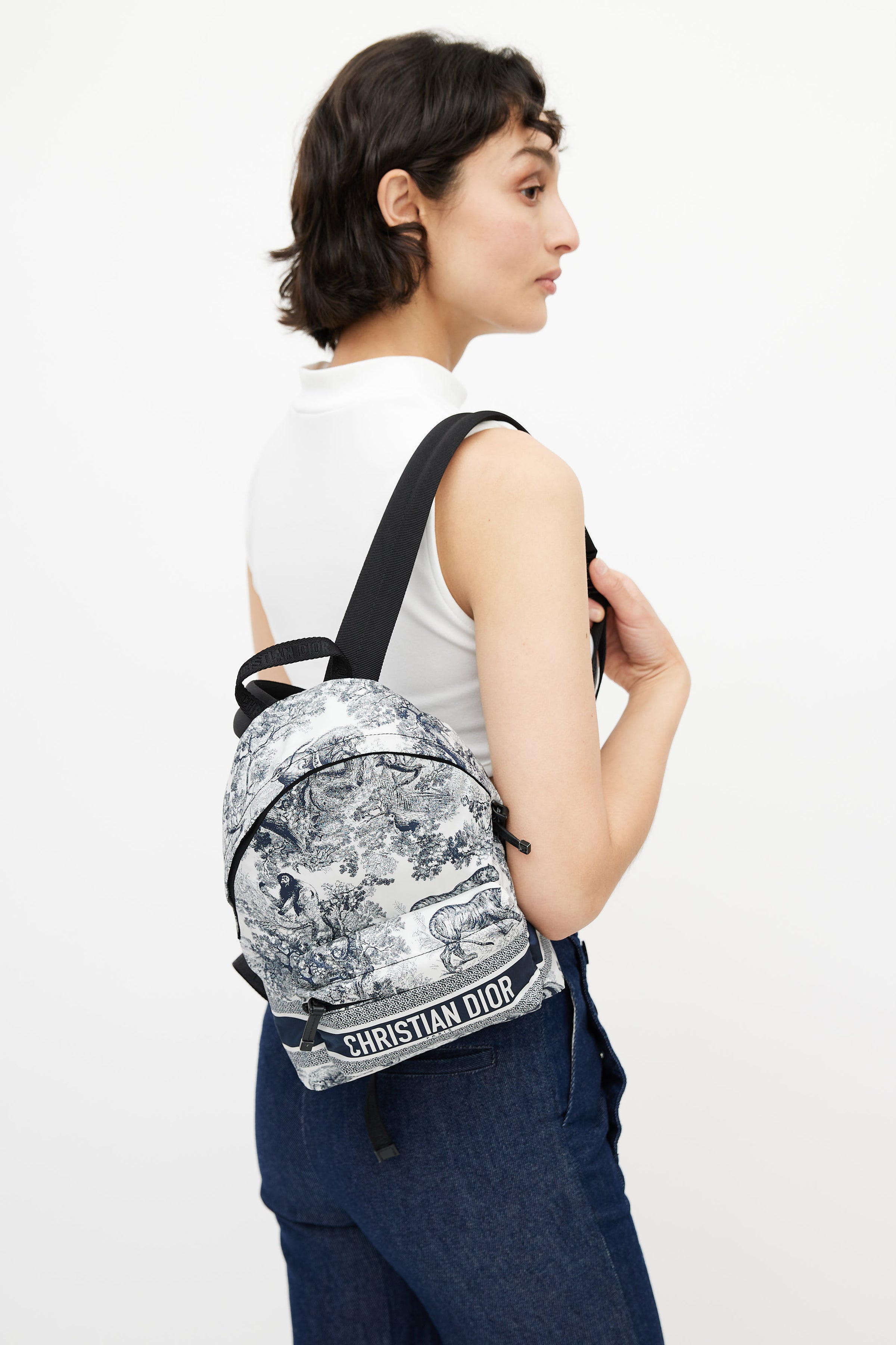 Dior // 2021 White & Navy DiorTravel Nylon Backpack – VSP Consignment