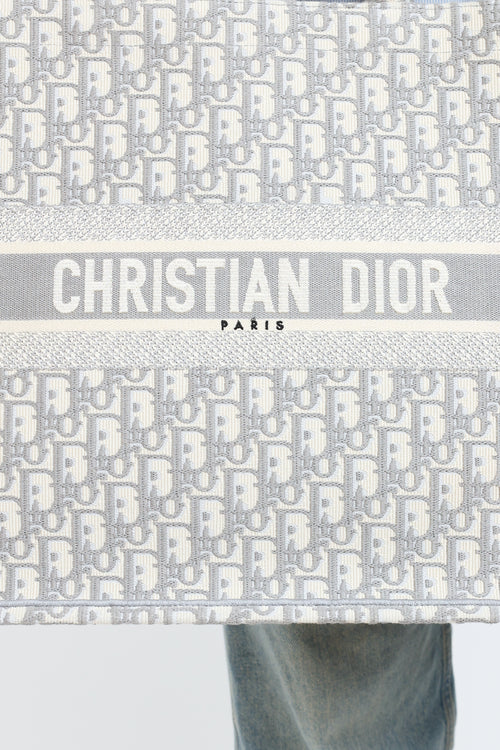 Dior 2022 Ecru & Grey Oblique Dior Book Tote Bag