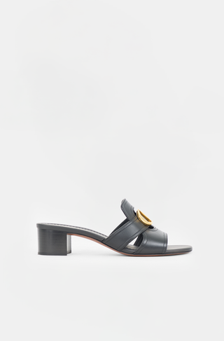 Dior Leather 30 Montaigne Sandal