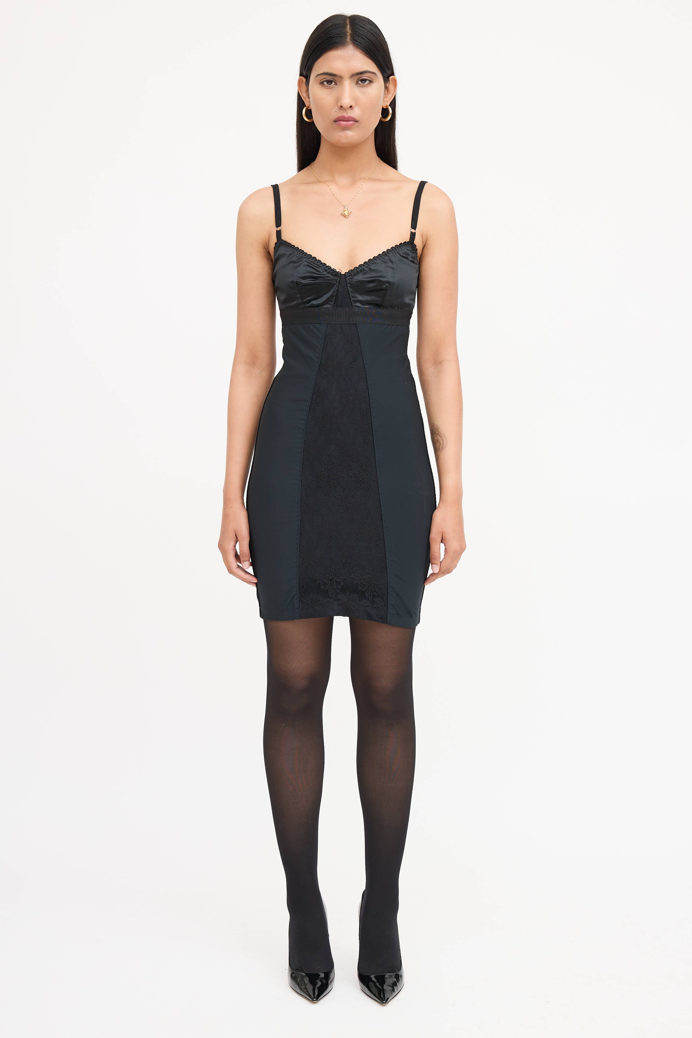 Dolce & Gabbana // Bodycon Lace Dress VSP Consignment Dolce & Gabbana // Bodycon Lace Dress VSP Consignment