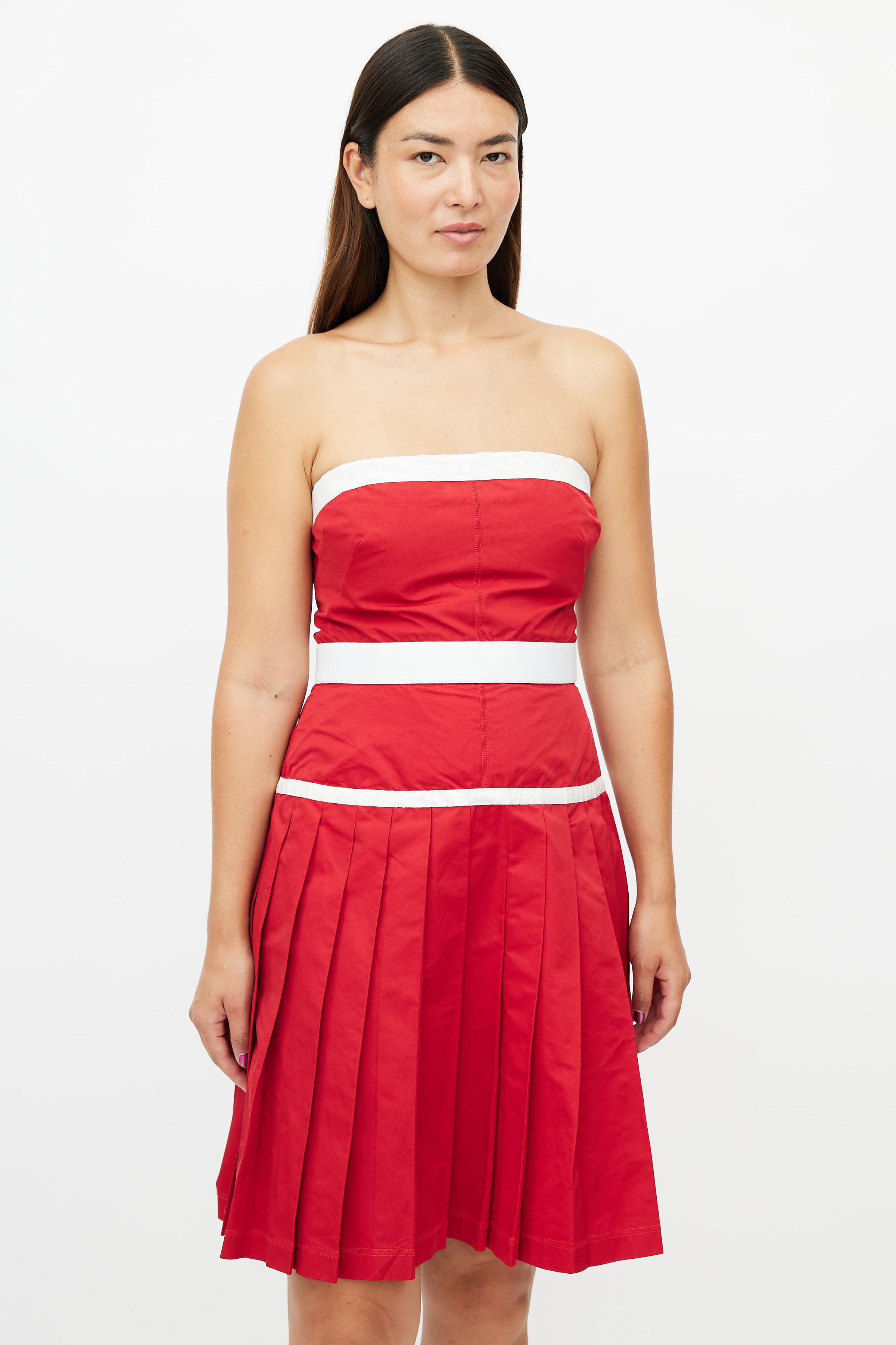 Dolce & Gabbana // Red & White Pleated Strapless Dress – VSP Consignment Dolce & Gabbana // Red & White Pleated Strapless Dress – VSP Consignment