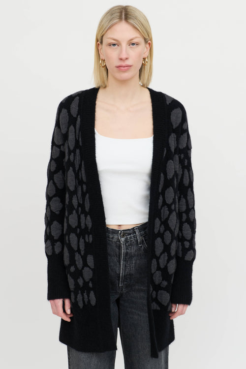 AkrisWool Spotted Cardigan