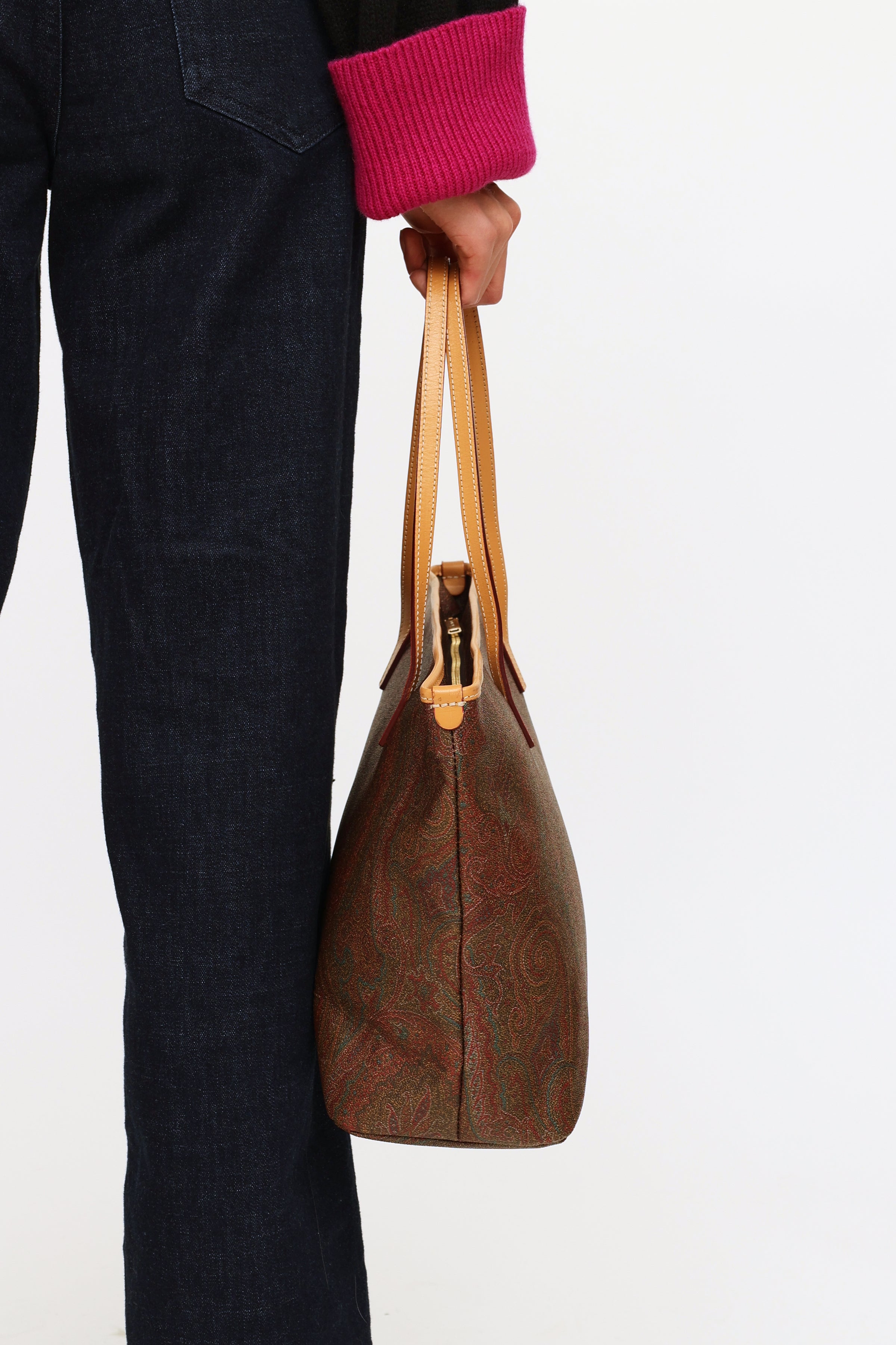 Etro Authenticated Leather Handbag