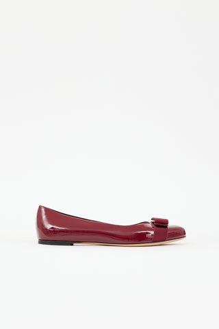 Ferragamo Patent Vara Bow Flat
