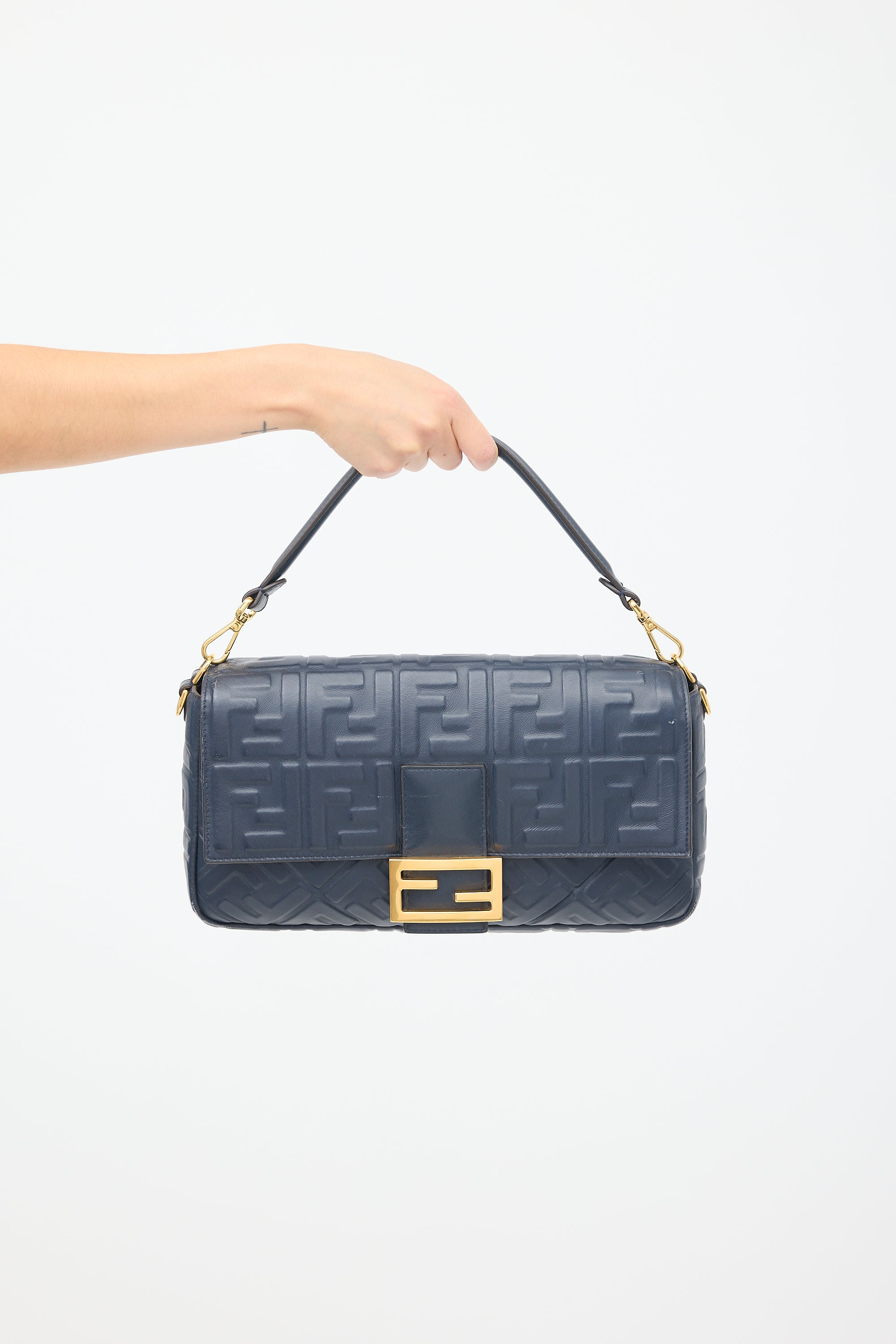 Fendi // Leather FF Baguette Shoulder Bag – VSP Consignment