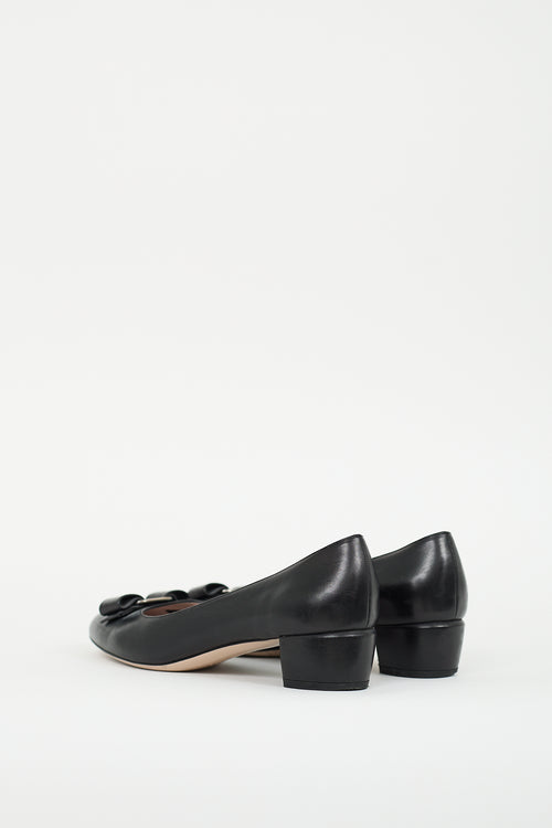 Ferragamo Black Leather Vara Bow Pump