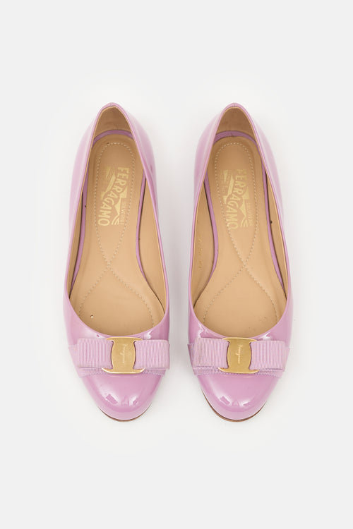 Ferragamo Patent Vara Bow Flat