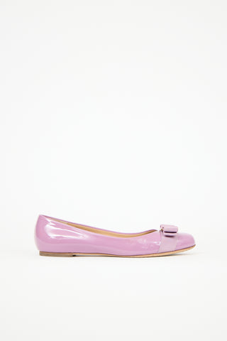 Ferragamo Patent Vara Bow Flat