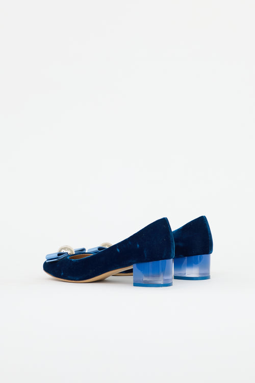 Ferragamo Velvet Fiammetta Bow Pump