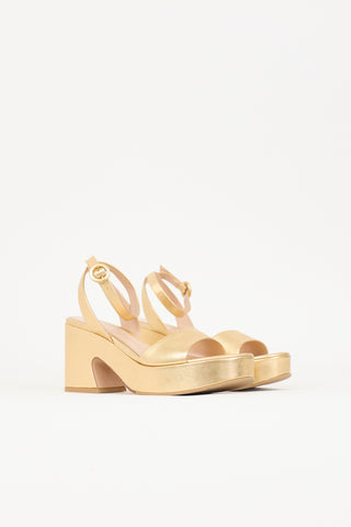 Gianvito Rossi Leather Alma Heel