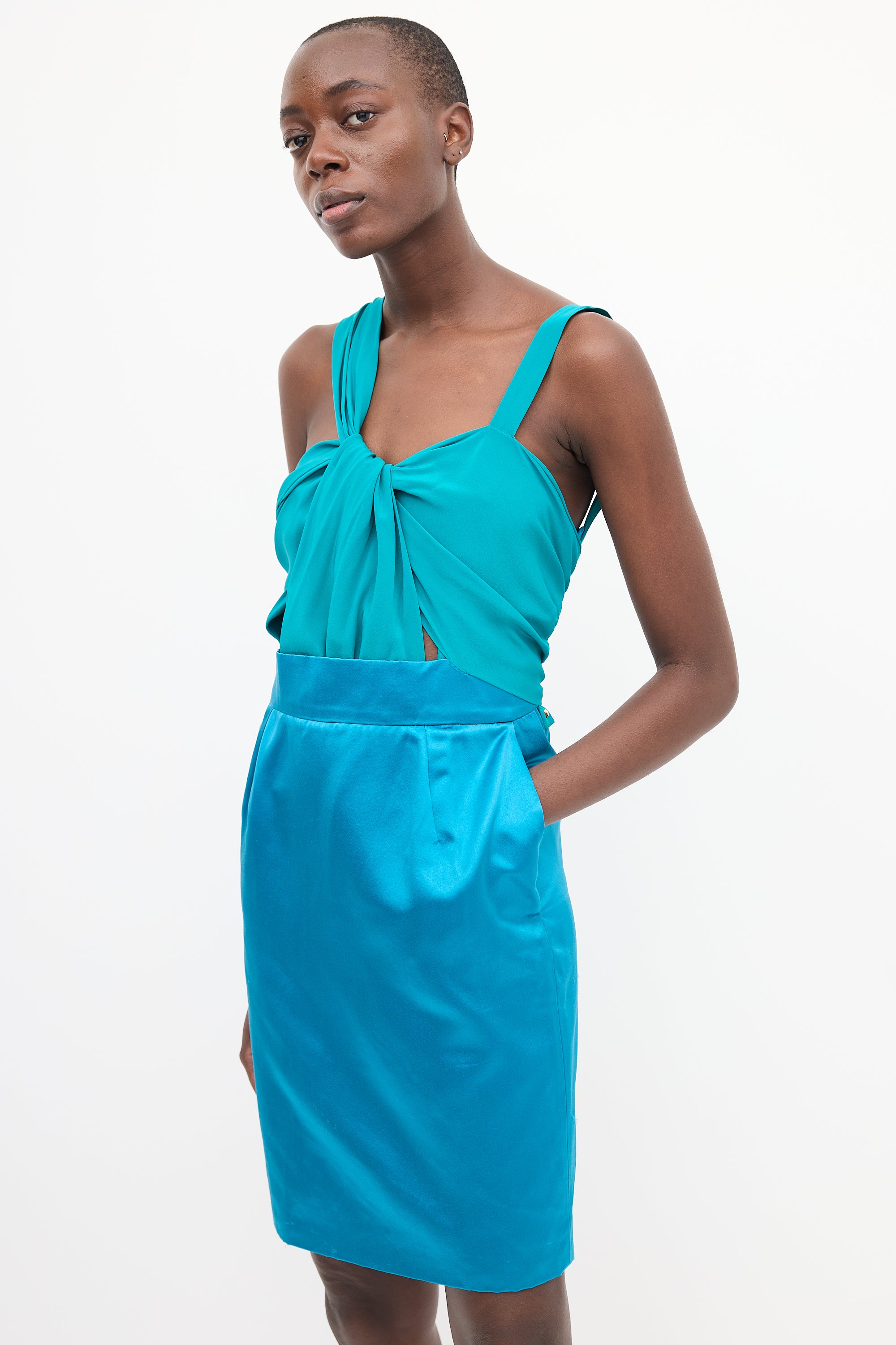 Gucci // Blue & Green Silk Colourblock Dress VSP Consignment Gucci // Blue & Green Silk Colourblock Dress VSP Consignment