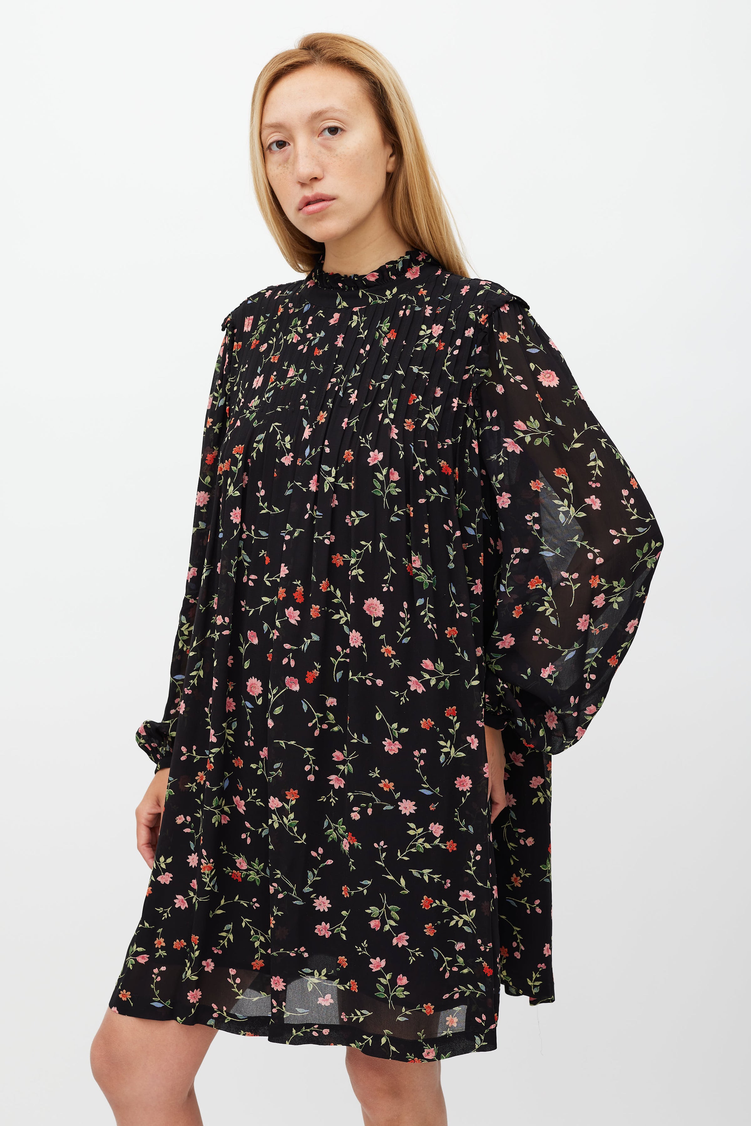 Ganni // Black & Multi Floral Long Sleeve Dress VSP Consignment Ganni // Black & Multi Floral Long Sleeve Dress VSP Consignment