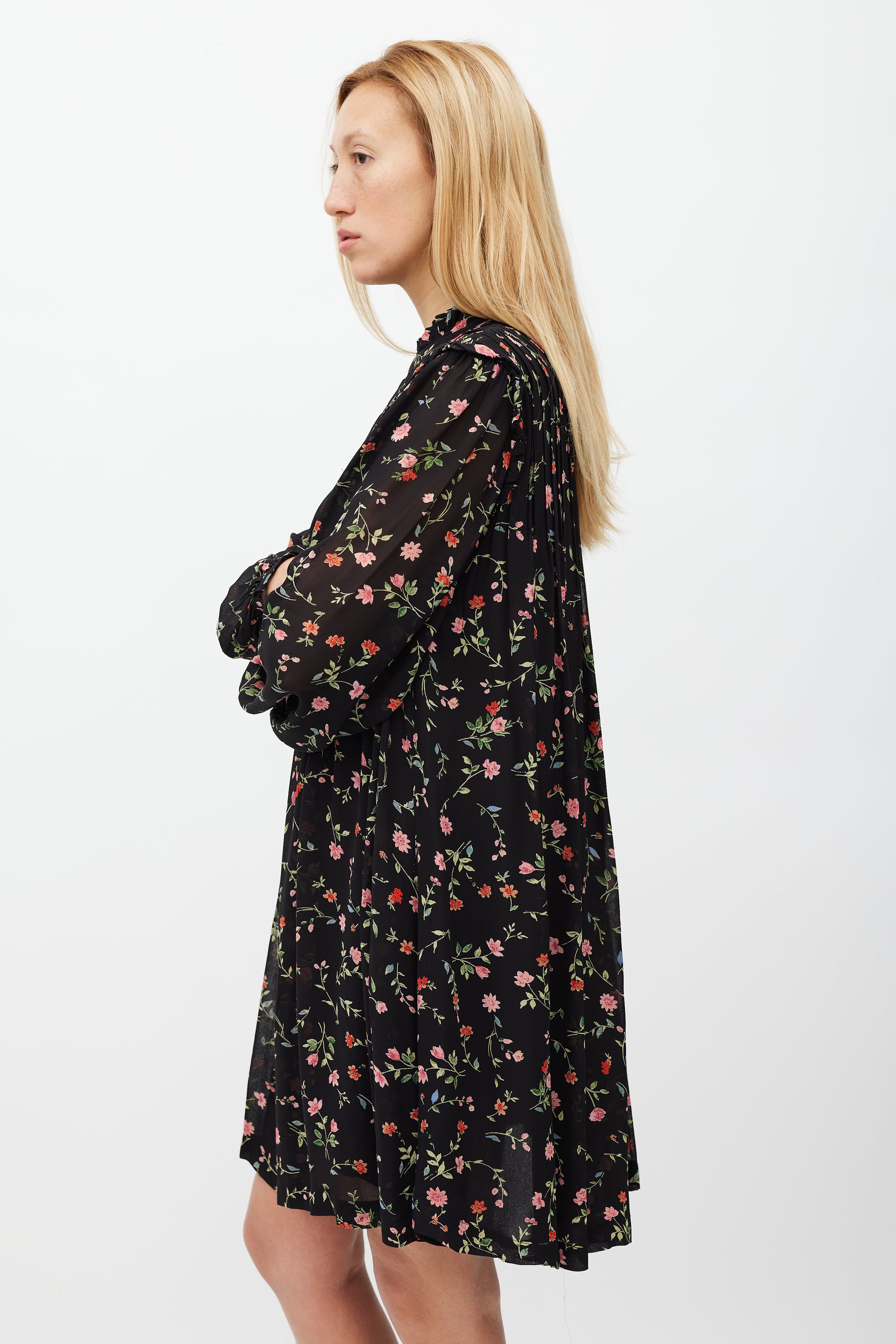 Ganni // Black & Multi Floral Long Sleeve Dress VSP Consignment Ganni // Black & Multi Floral Long Sleeve Dress VSP Consignment