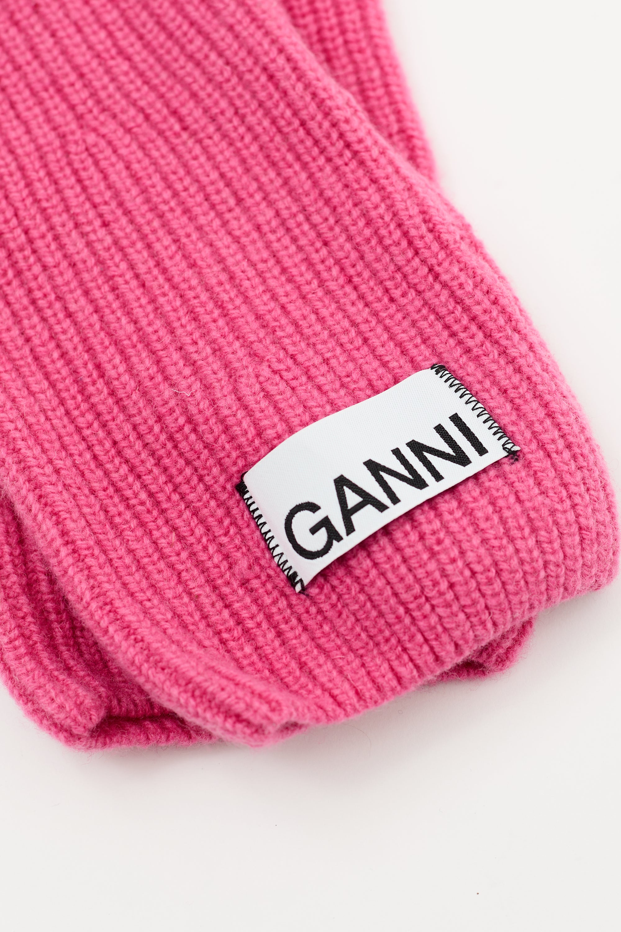 Ganni // Pink Wool Long Gloves – VSP Consignment
