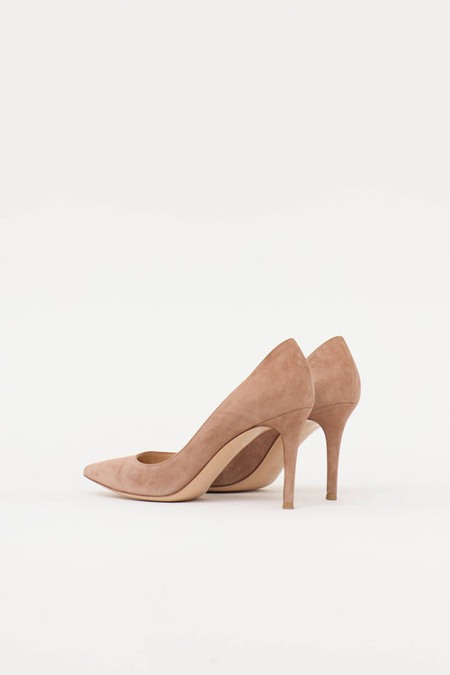Gianvito Rossi Praline Suede Pump