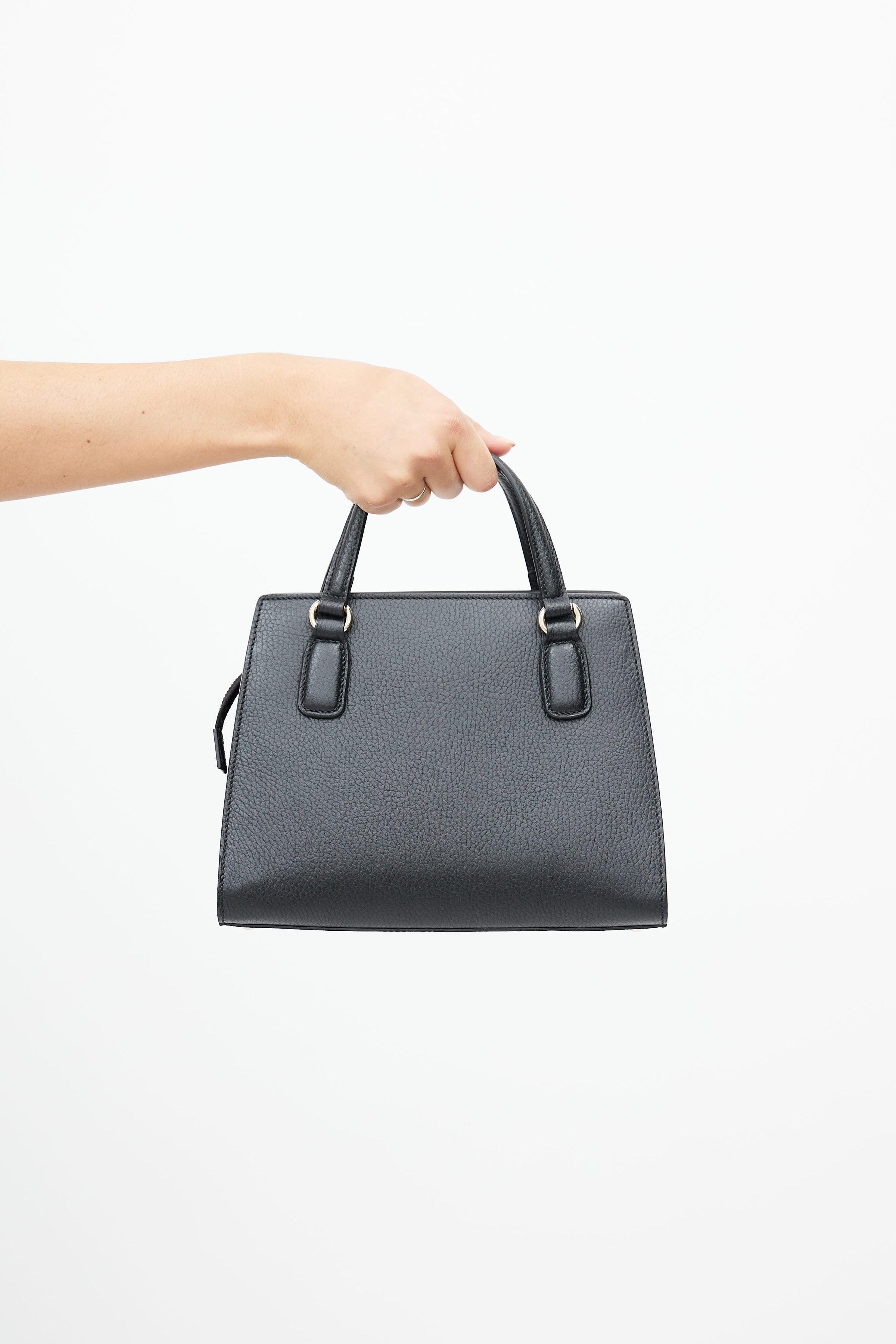 Gucci Medium Soho Flap Bag - Black Crossbody Bags, Handbags - GUC1368896