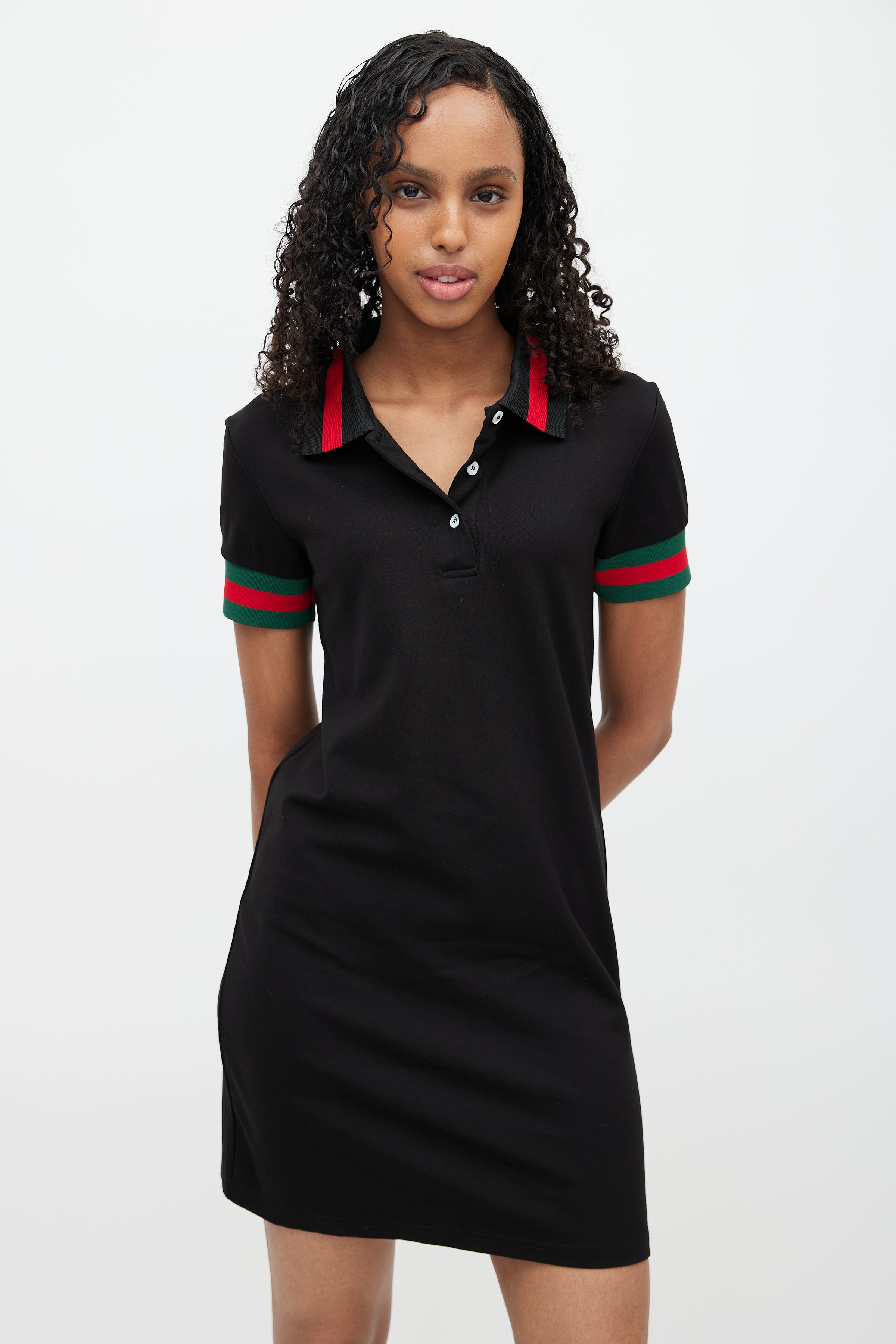 Gucci // Black & Multicolour Striped Polo Dress VSP Consignment Gucci // Black & Multicolour Striped Polo Dress VSP Consignment