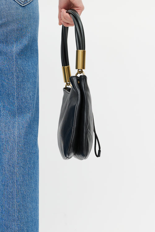 Gucci Black Pebbled Leather Twist Handle Shoulder Bag