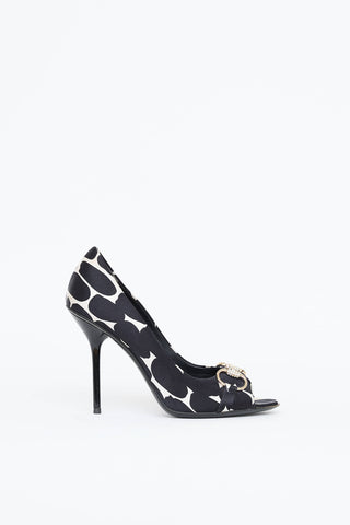 Gucci Patterned Crystal Pump
