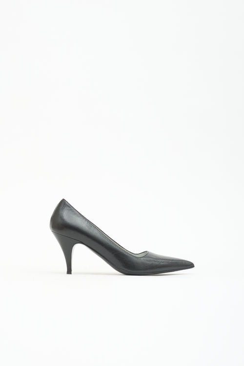Gucci Embossed Leather Pump