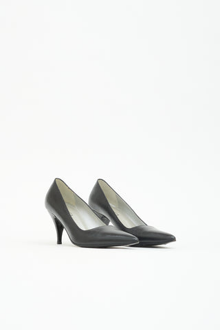 Gucci Embossed Leather Pump