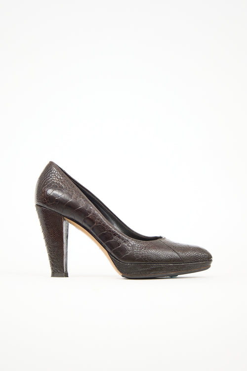 Gucci Embossed Leather Pump