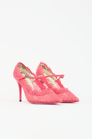 Gucci Fluorescent Lace Virginia Pump
