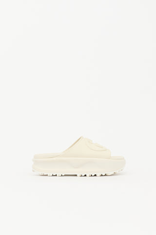 Gucci Rubber Interlocking GG Slide