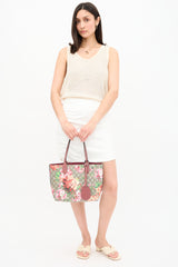 Gucci GG Supreme Reversible Blooms Bag