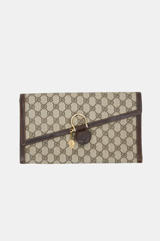 Gucci GG Supreme Clutch