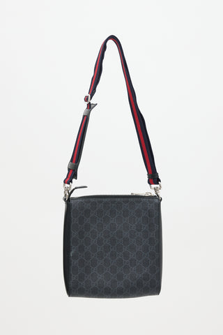 Gucci GG Supreme Small Messenger Bag