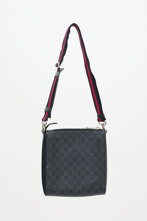Gucci GG Supreme Small Messenger Bag