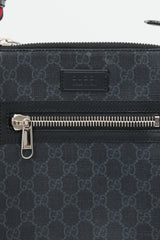 Gucci GG Supreme Small Messenger Bag