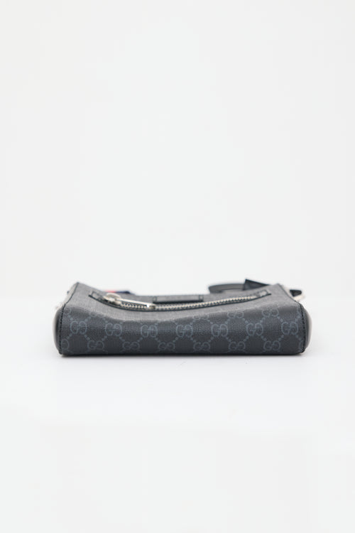 Gucci GG Supreme Small Messenger Bag