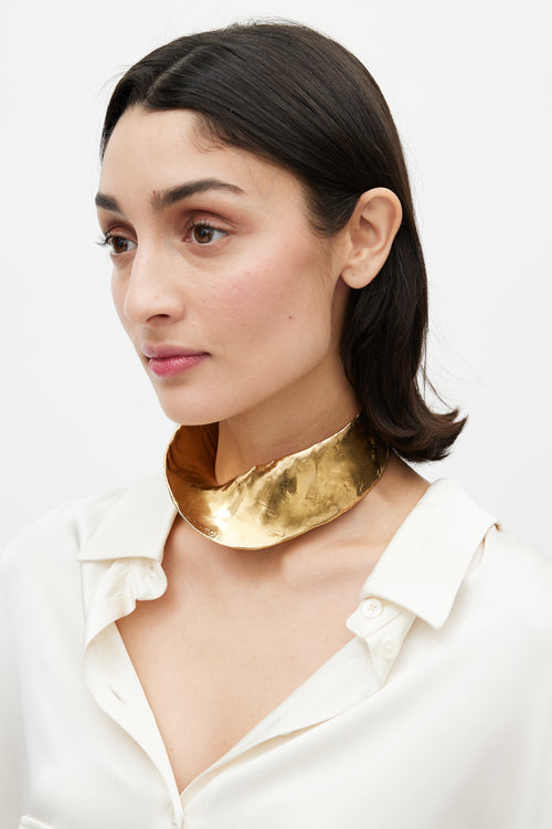 Gucci Gold Textured Twist Collar
