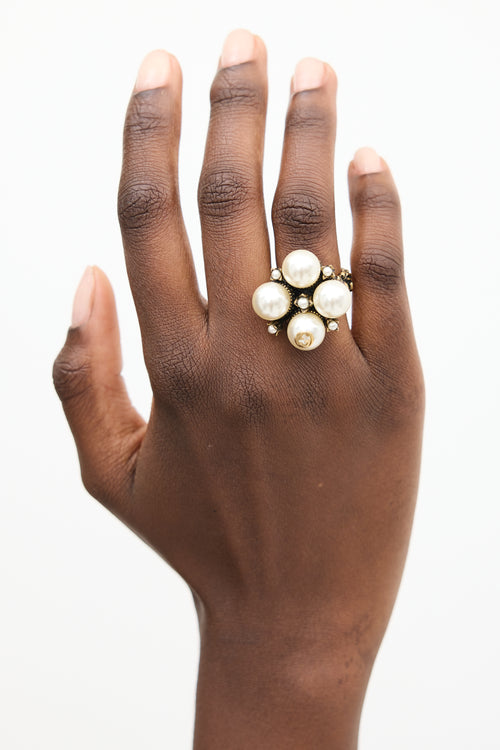 Gucci Gold & White Textured Faux Pearl Logo Ring