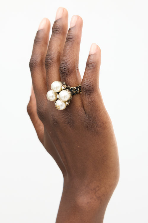 Gucci Gold & White Textured Faux Pearl Logo Ring